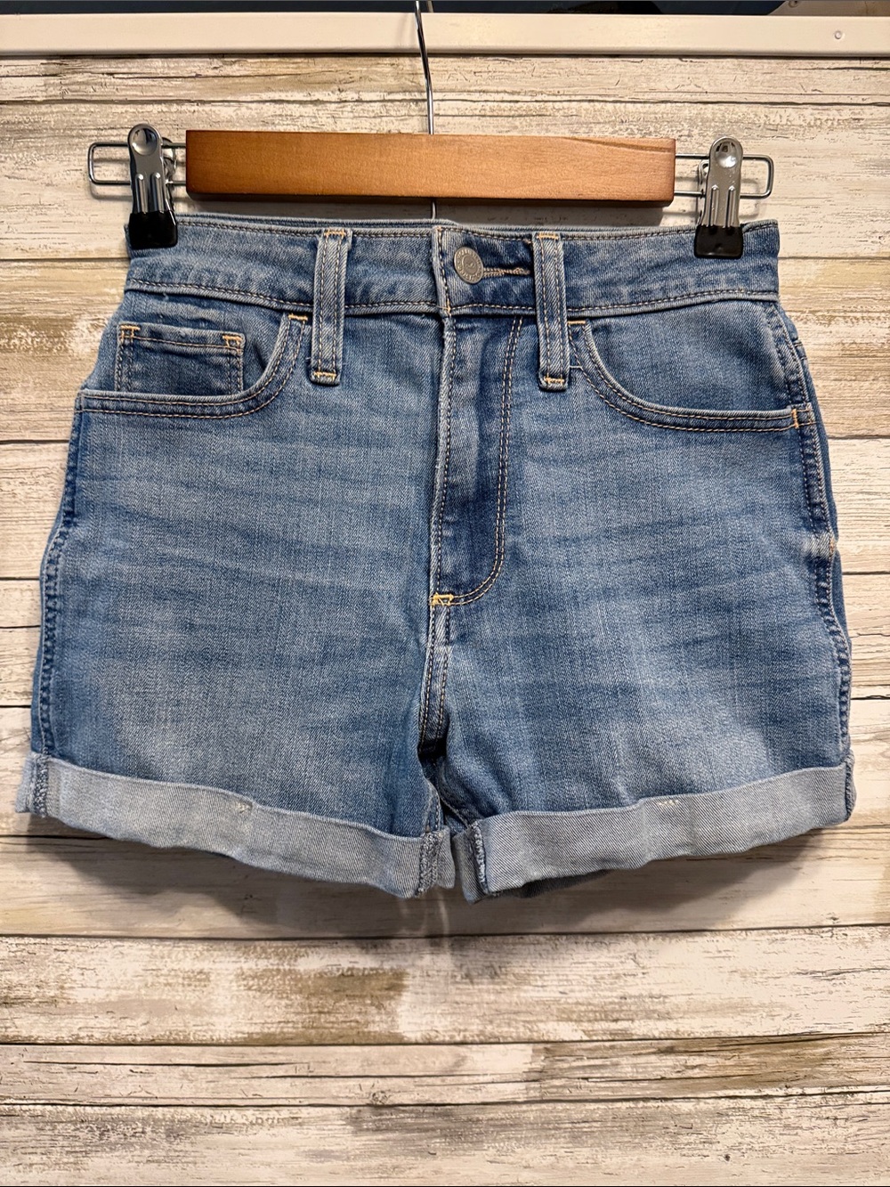 Hollister Light Blue Roll-Cuff Denim Shorts curvy high rise size 0/00